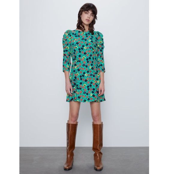☘️ Zara Multicolored Floral Print Dress ☘️ - Picture 2 of 10